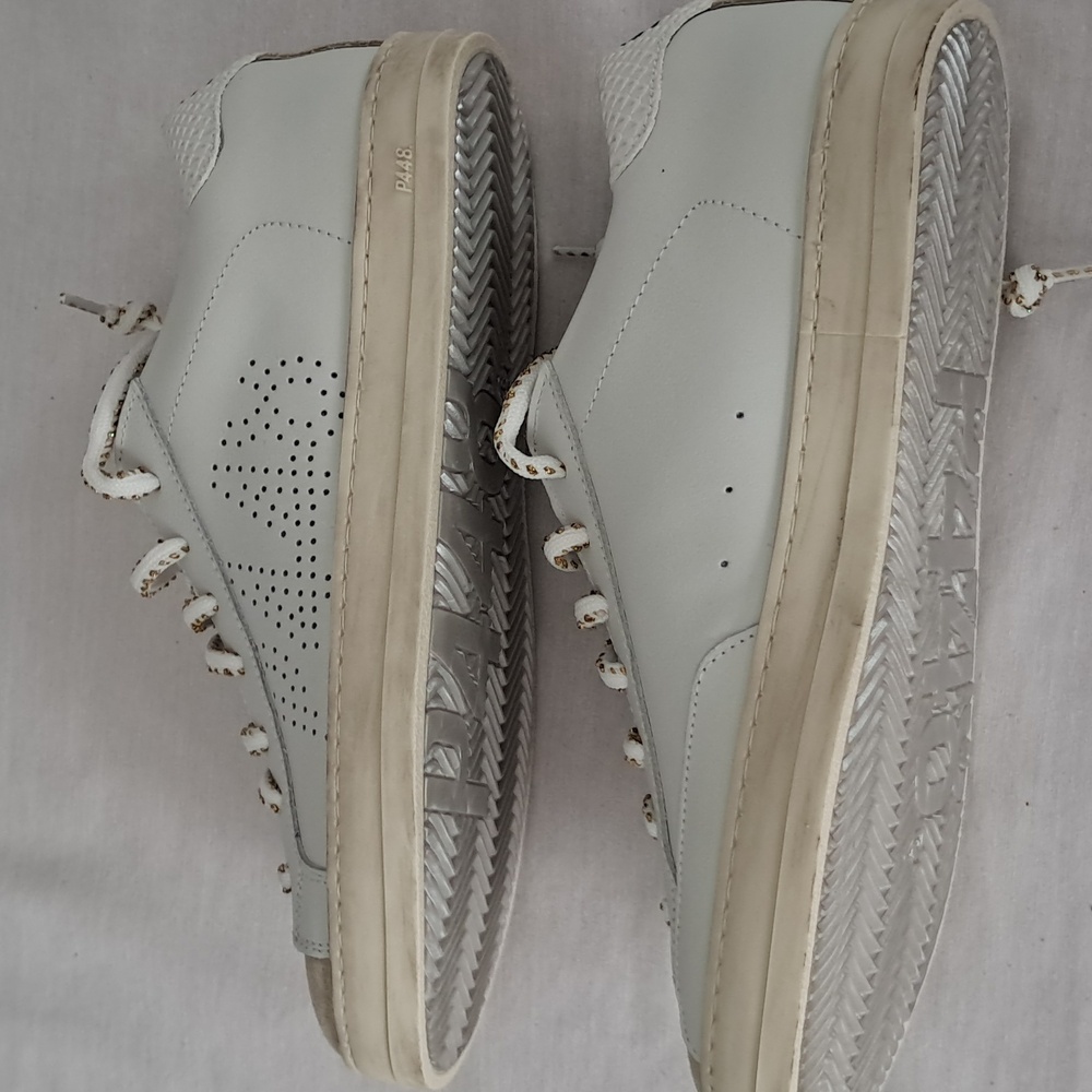 P448 John Dune Sneaker. Womans Size 39. White & Beige. Distressed Rubber Sole - Picture 9 of 16